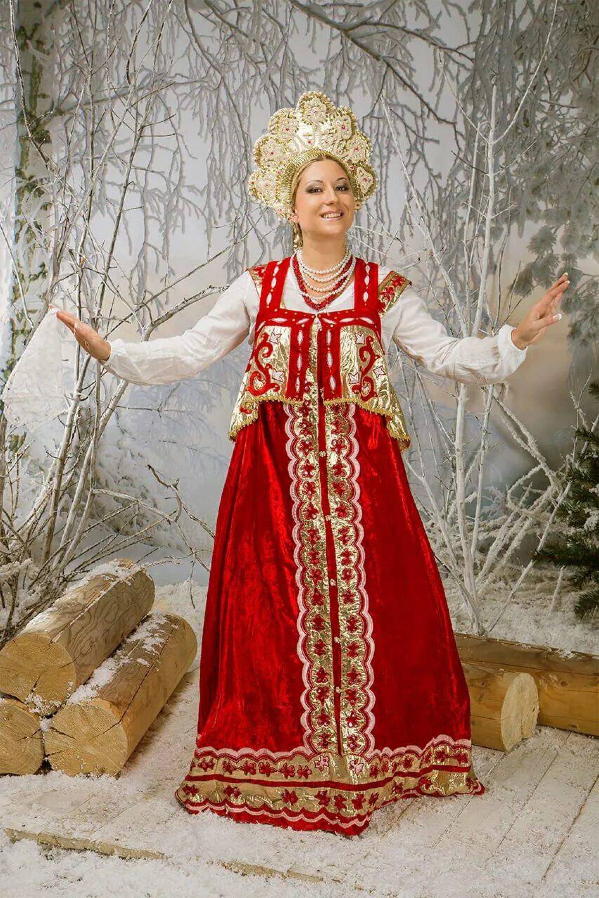 Girls in Slavic costumes in Mersin